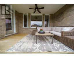 2152 LOCKWOOD CRESCENT - 36