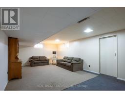 422 DARLENE CRESCENT - 27