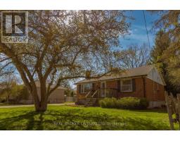 422 DARLENE CRESCENT - 42
