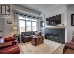 56 OPTIMIST DRIVE - 27