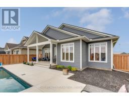56 OPTIMIST DRIVE - 36