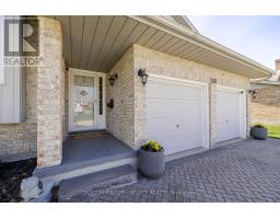 538 AMBLESIDE DRIVE - 3