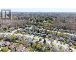 538 AMBLESIDE DRIVE - 36