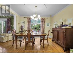 27 BERKSHIRE COURT - 11