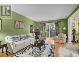 27 BERKSHIRE COURT - 14