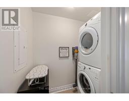 403 - 89 RIDOUT STREET S - 18