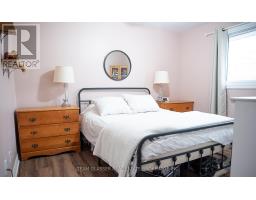 28 PARKVIEW HEIGHTS - 26