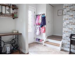 28 PARKVIEW HEIGHTS - 3