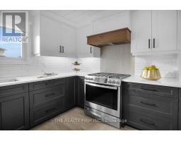 949 FARNHAM PLACE - 12