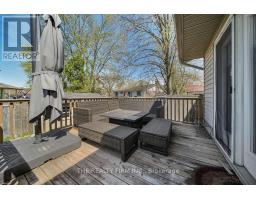 949 FARNHAM PLACE - 30