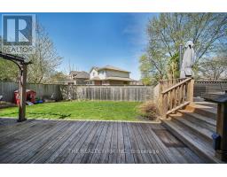 949 FARNHAM PLACE - 37