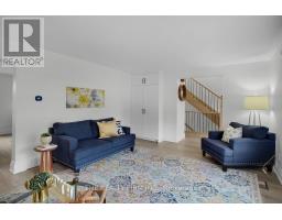 949 FARNHAM PLACE - 8