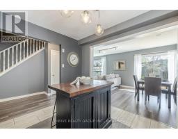 202 CRIMSON CRESCENT - 15