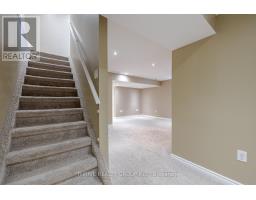 202 CRIMSON CRESCENT - 25