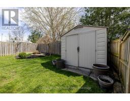 202 CRIMSON CRESCENT - 40