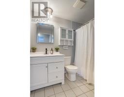606 - 570 PROUDFOOT LANE - 24