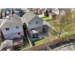 24 - 10 CHALKSTONE DRIVE - 37