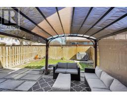 24 - 10 CHALKSTONE DRIVE - 44