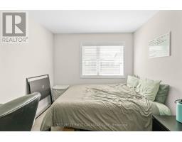 56 - 811 SARNIA ROAD - 31