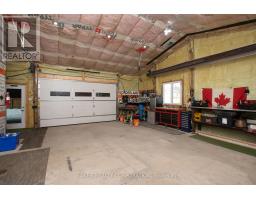 411 ALBERT STREET - 33
