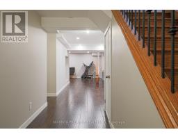 1908 CORONATION DRIVE - 35