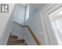 17 CARFRAE CRESCENT - 21
