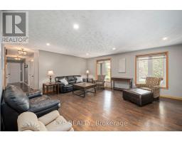 97 KITTRIDGE AVENUE E - 14