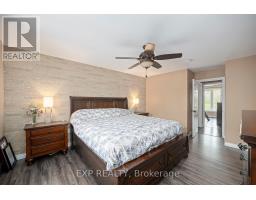 97 KITTRIDGE AVENUE E - 17