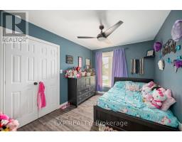 97 KITTRIDGE AVENUE E - 21