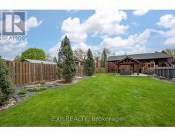 97 KITTRIDGE AVENUE E - 33