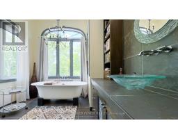 84 GRAND AVENUE - 24