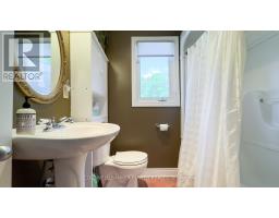 84 GRAND AVENUE - 29