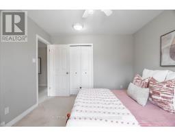 5 LAVENDER WAY - 29