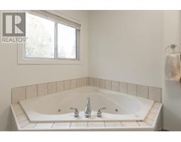 109 PRINCESS AVENUE - 20