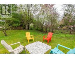 39 TRILLIUM CRESCENT - 4