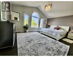 124 TANOAK DRIVE - 18