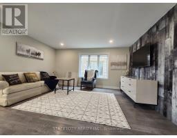 124 TANOAK DRIVE - 3