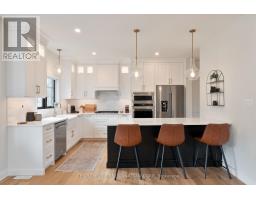 1068 TRAILSWAY AVENUE - 12