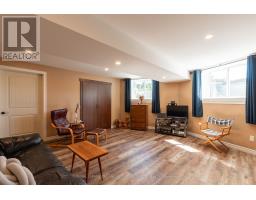 22910 HIGHBURY AVENUE N - 25