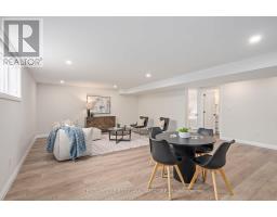 5 - 32 POSTMA CRESCENT - 23