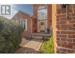 1537 HILLSIDE DRIVE - 3