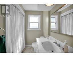 70 CHESTERFIELD AVENUE - 16