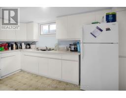 70 CHESTERFIELD AVENUE - 28