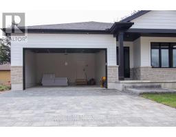 6 - 430 HEAD STREET N - 2