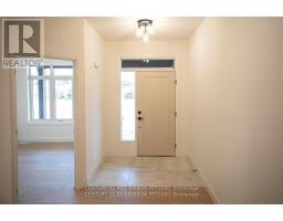 6 - 430 HEAD STREET N - 28