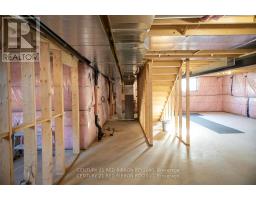 6 - 430 HEAD STREET N - 35