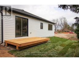 6 - 430 HEAD STREET N - 4