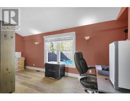 211 MARY STREET - 13
