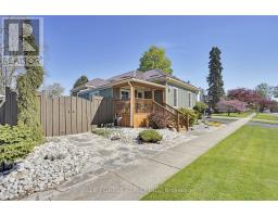 211 MARY STREET - 3