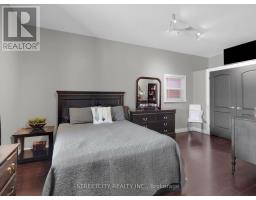 1081 FLORENCE STREET - 17